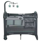Lettino da viaggio Pack 'n Play Change 'n Carry - Manor: Ruote con blocco, Fasciatoio, Giostrina, Borsa per il trasporto