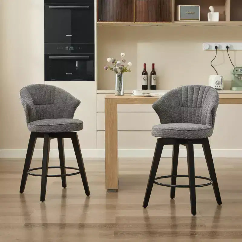 Sgabelli da bar girevoli Wingback 25 con rivestimento in ciniglia, gambe in legno e altezza regolabile