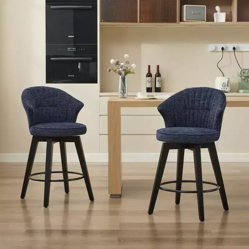 Sgabelli da bar girevoli Wingback 25 con rivestimento in ciniglia, gambe in legno e altezza regolabile