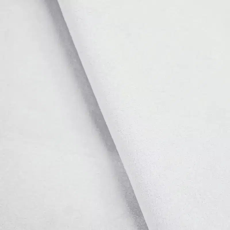 Letto curvo imbottito su misura Queen, bianco sporco