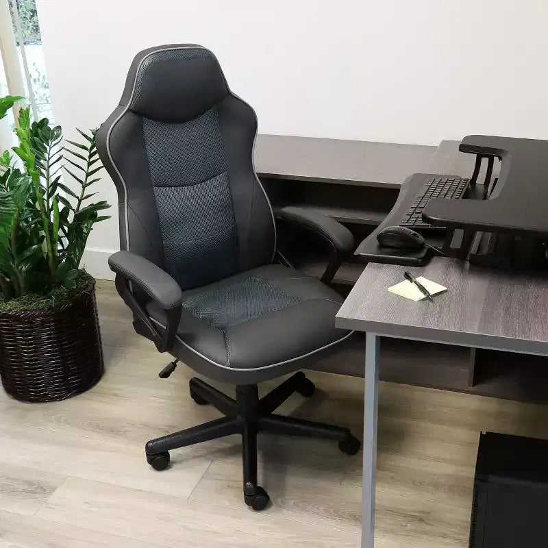 Sedia da ufficio regolabile in similpelle a schienale alto grigio antracite